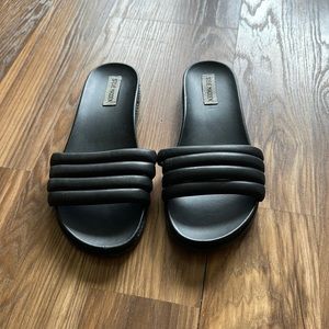 Steve Madden Slides